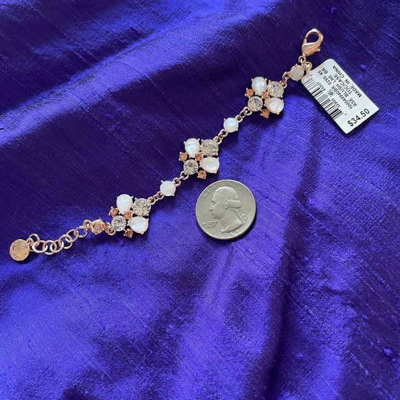 Beautiful bracelet with crystals and faux opals - Picture 6 of 7